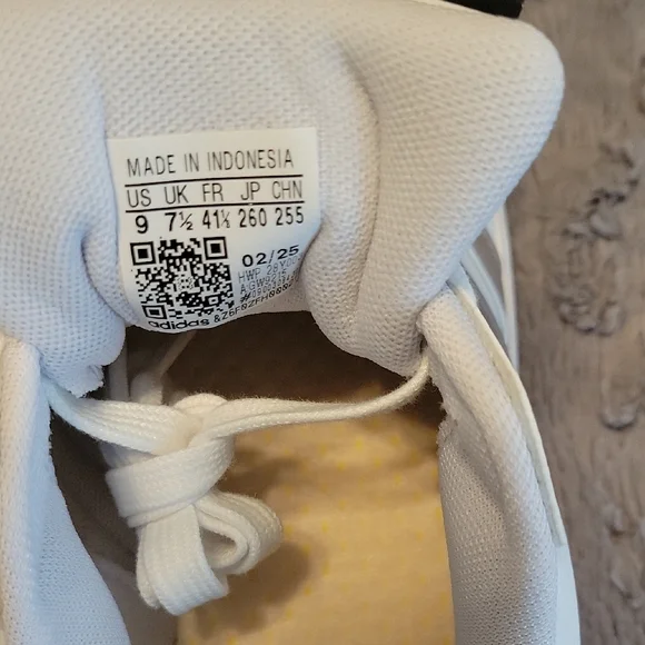 adidas White and Gray Women's Sneakers - Picture 6 of 8